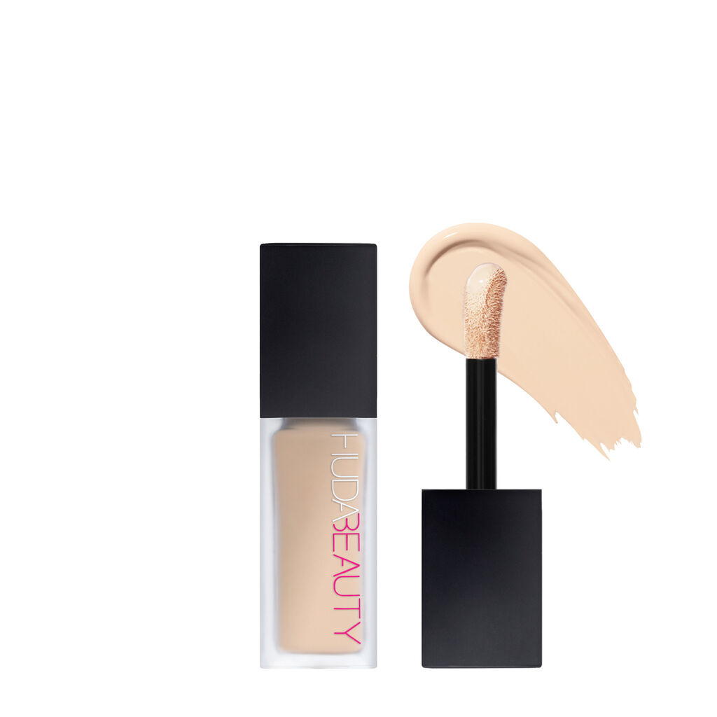 Huda Beauty FauxFilter Luminous Matte Concealer